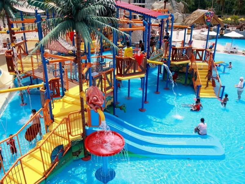 Centara Grand West Sands Resort & Villas 140475