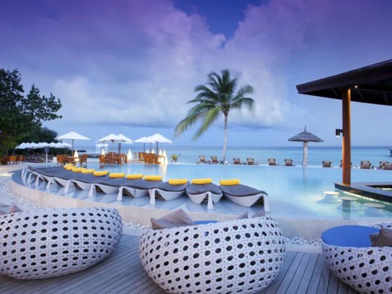 Centara Ras Fushi Resort & Spa 134100