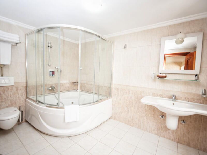Centrum Hotel 241100