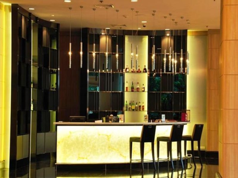 Century Park Hotel 150604