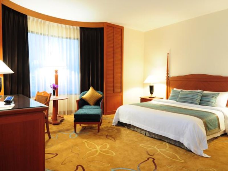 Century Park Hotel 150613