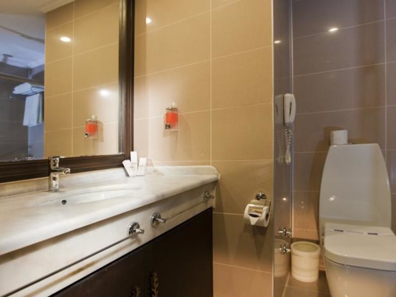 Cesars Resort Side  158801