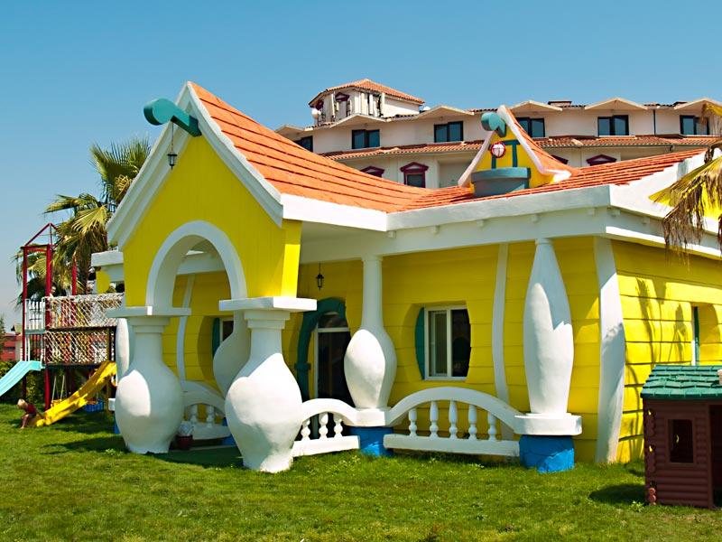 Cesars Resort Side  32004