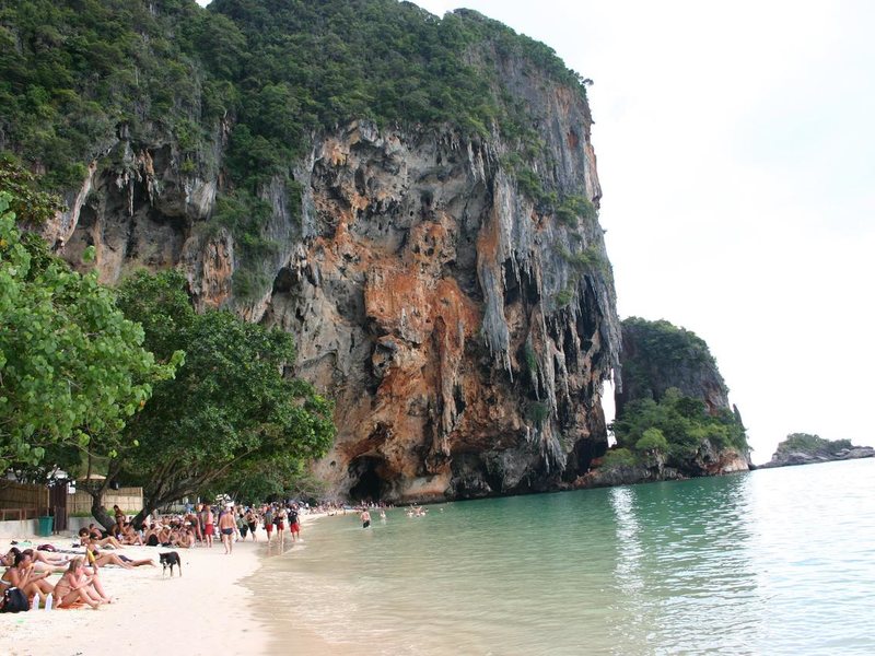 Cha Da Thai Village Resort (ex 204961