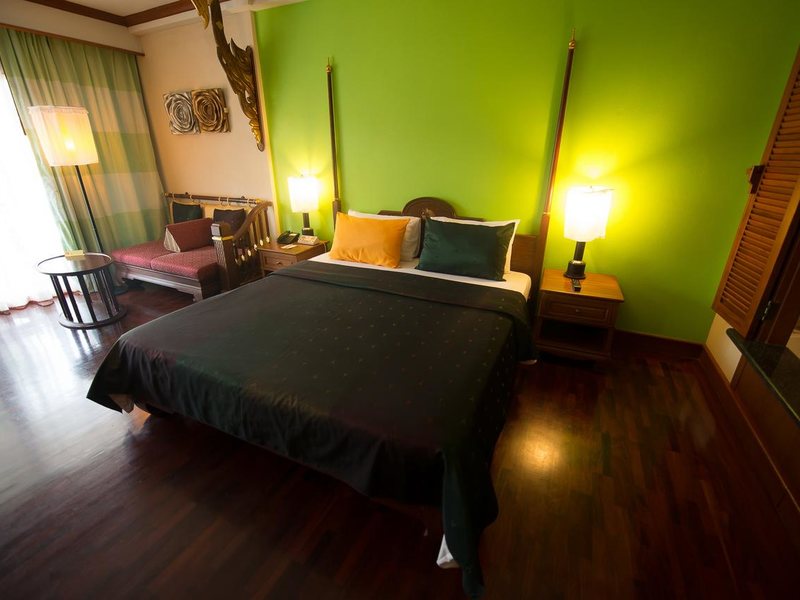 Cha Da Thai Village Resort (ex 204973