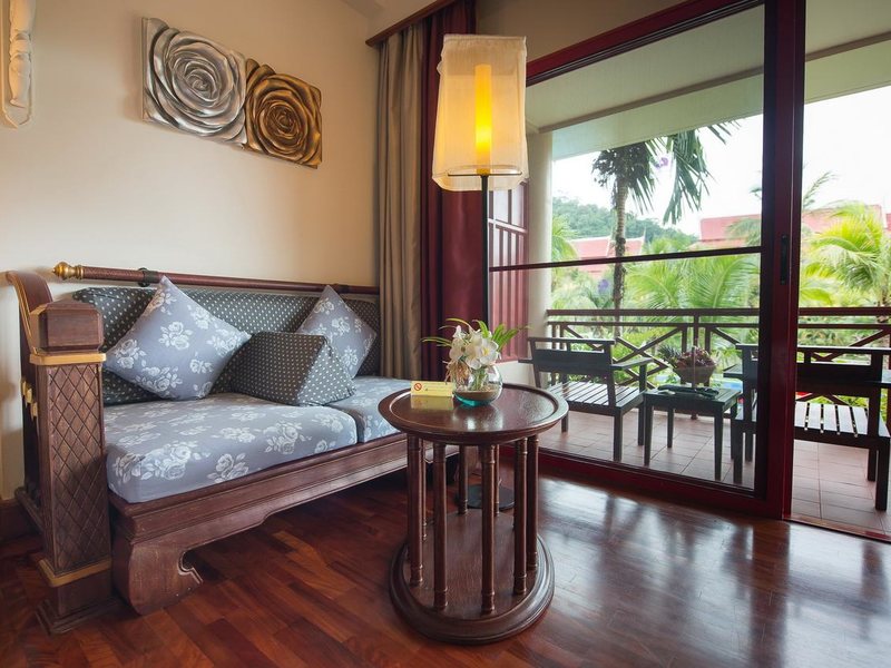 Cha Da Thai Village Resort (ex 204974
