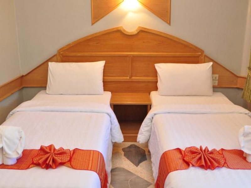 Chai Chet Resort 154615