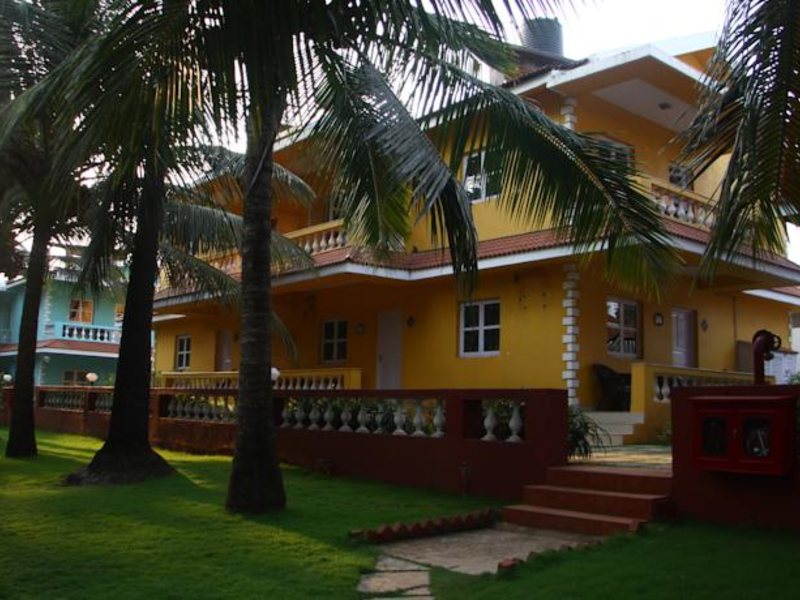 Chalston Beach Resort  114982