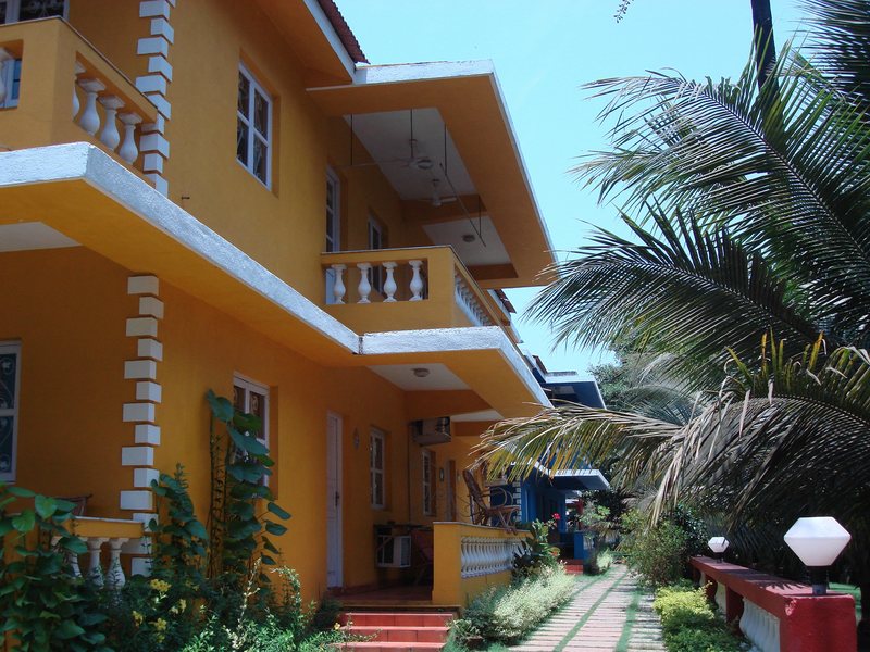 Chalston Beach Resort  114992