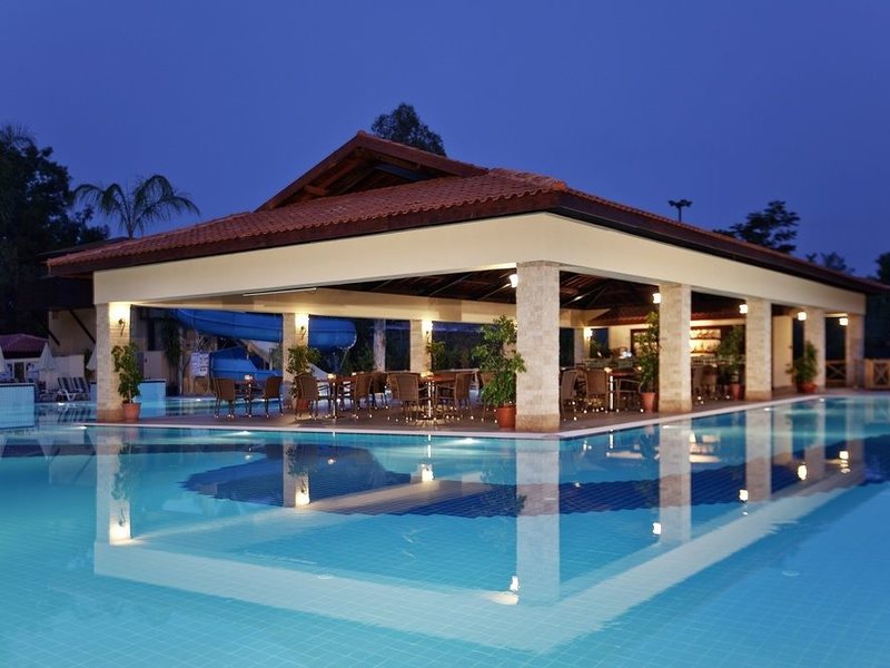 Champion Holiday Village  158843