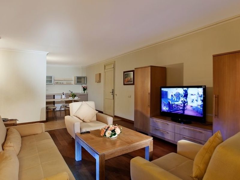 Champion Holiday Village  158864