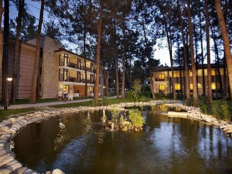 Champion Holiday Village  158874