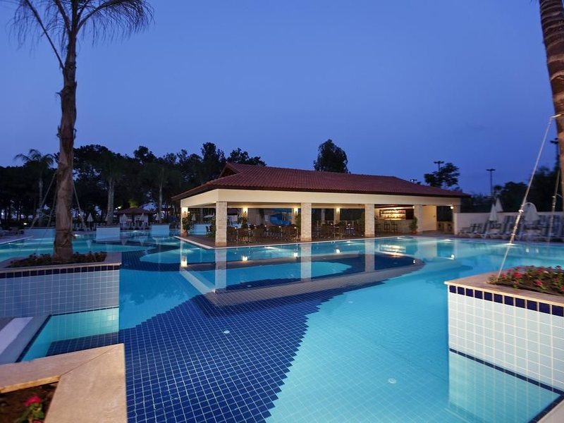 Champion Holiday Village  158875