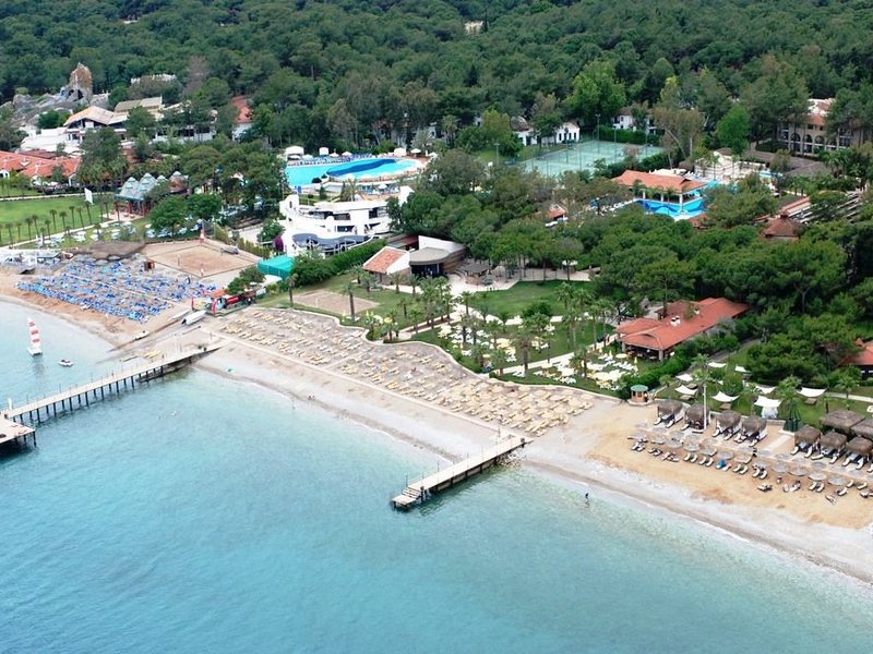 Champion Holiday Village  158877