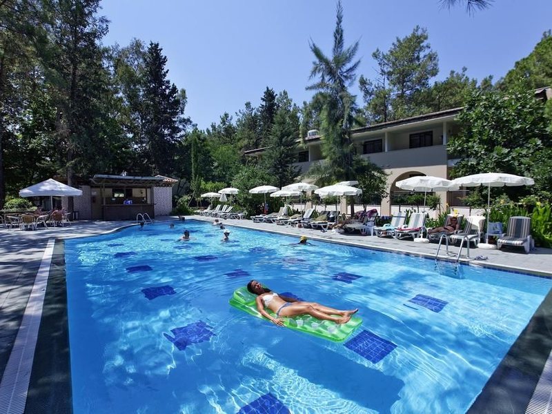 Champion Holiday Village  158878