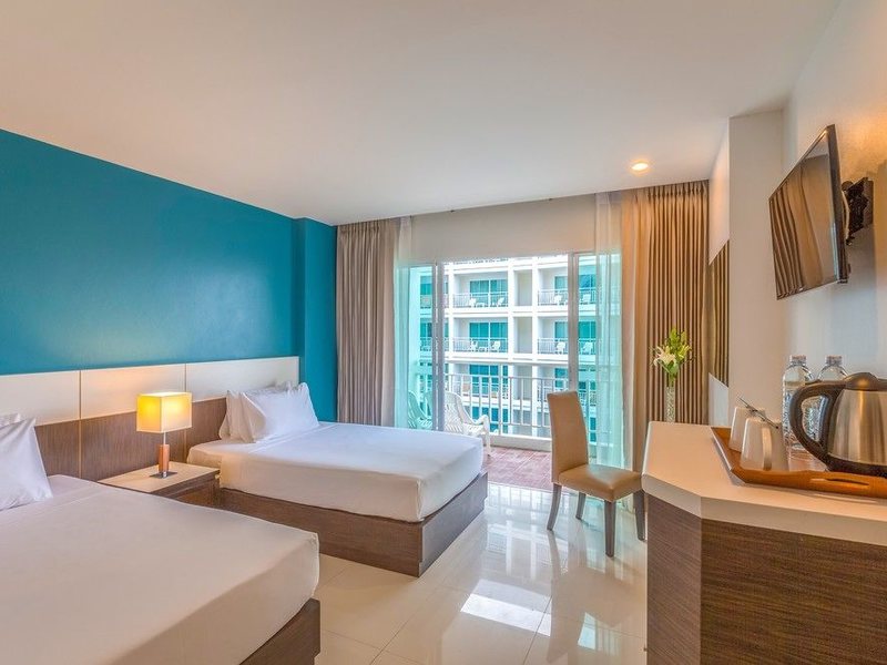 Chanalai Hillside Resort 140704