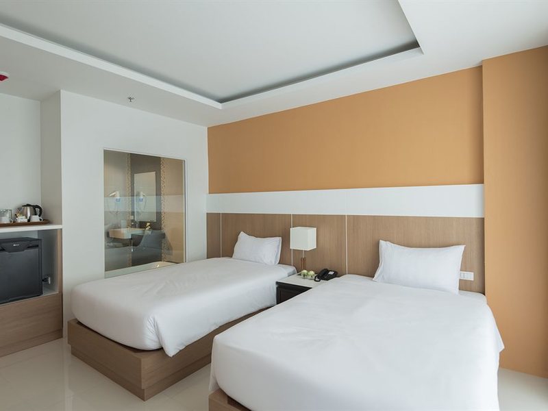 Chanalai Hillside Resort 140713