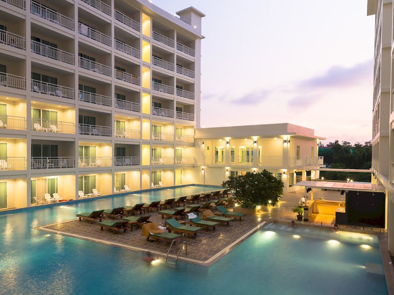 Chanalai Hillside Resort 140716