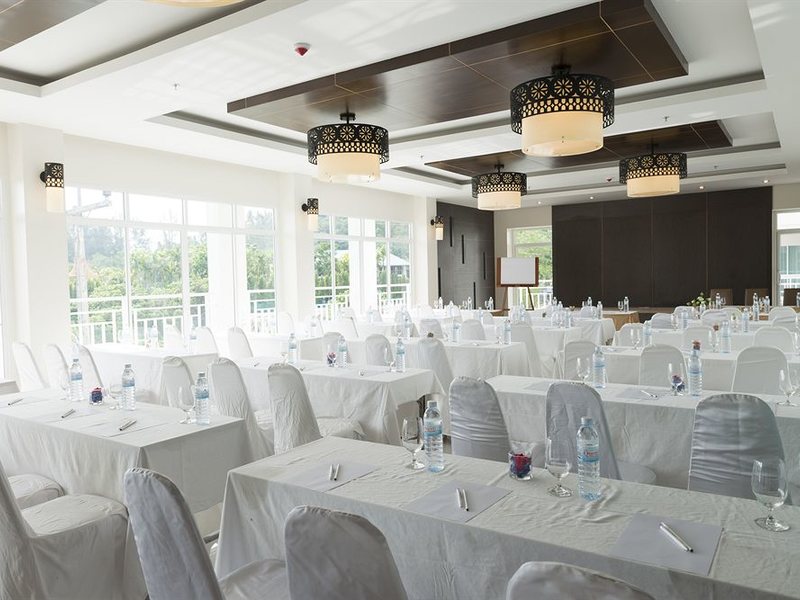 Chanalai Hillside Resort 140721