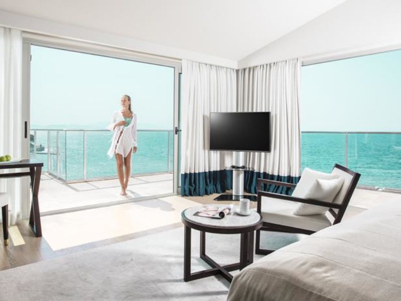 Charisma De Luxe 158885