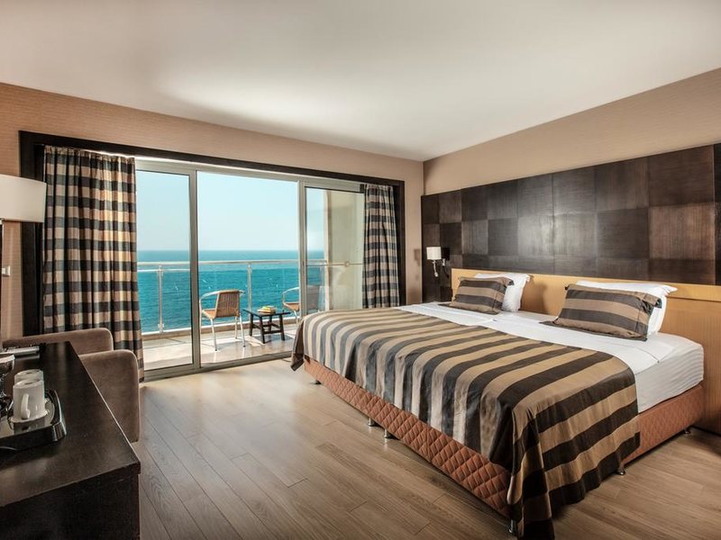 Charisma De Luxe 294696