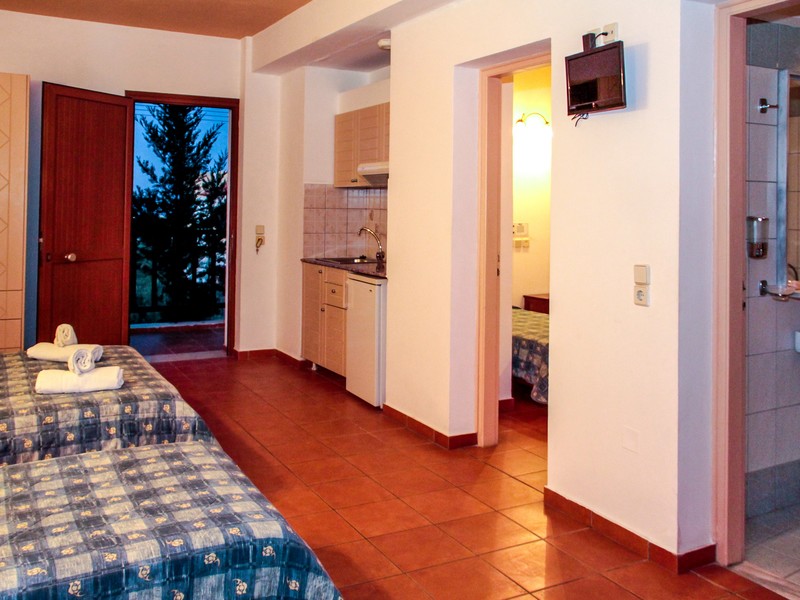 Chc Club Lyda Hotel 76731