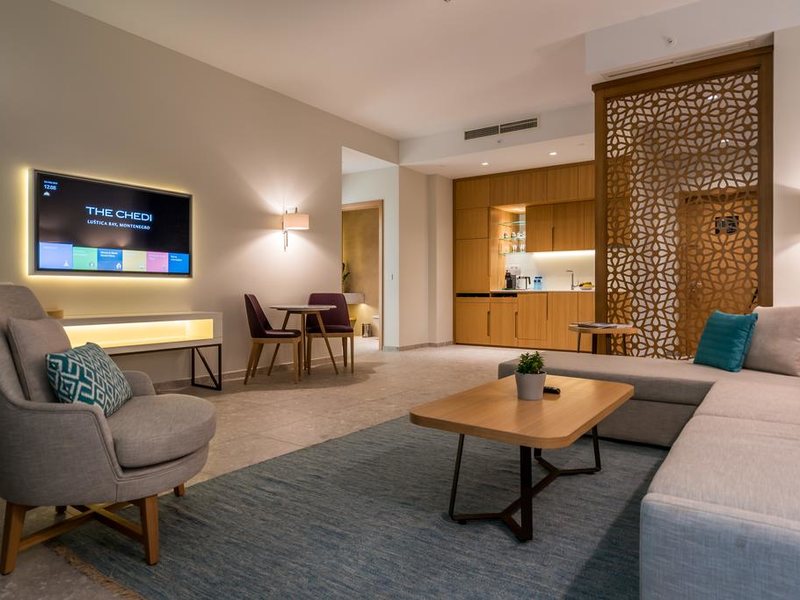 Chedi Lustica Bay Hotel  307884