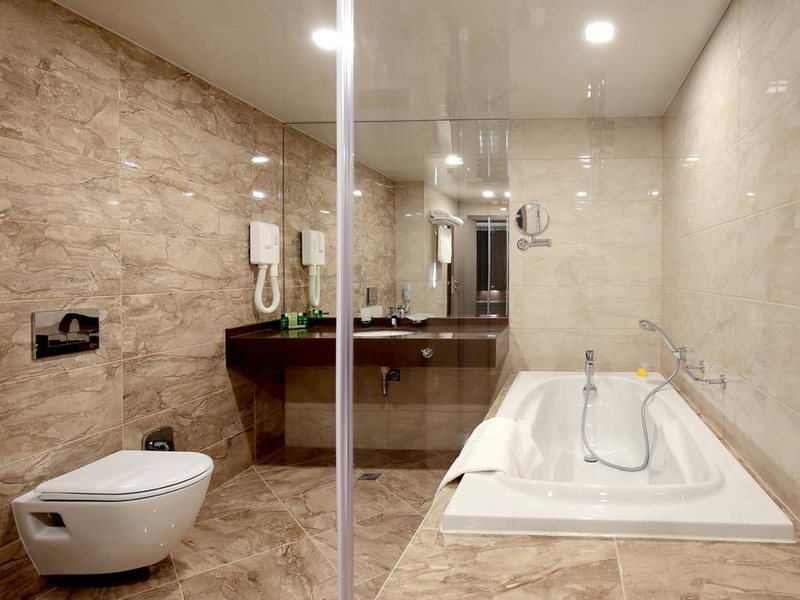 Cherno More Hotel & Casino 310118