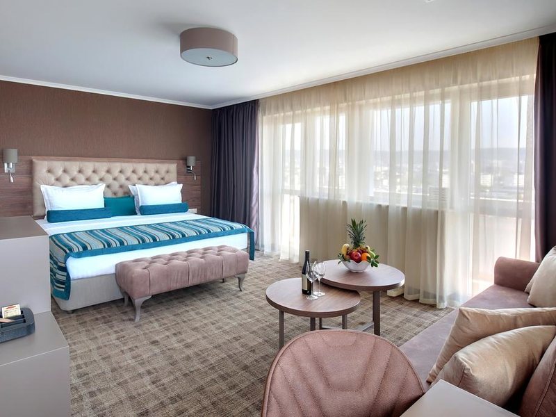 Cherno More Hotel & Casino 310119