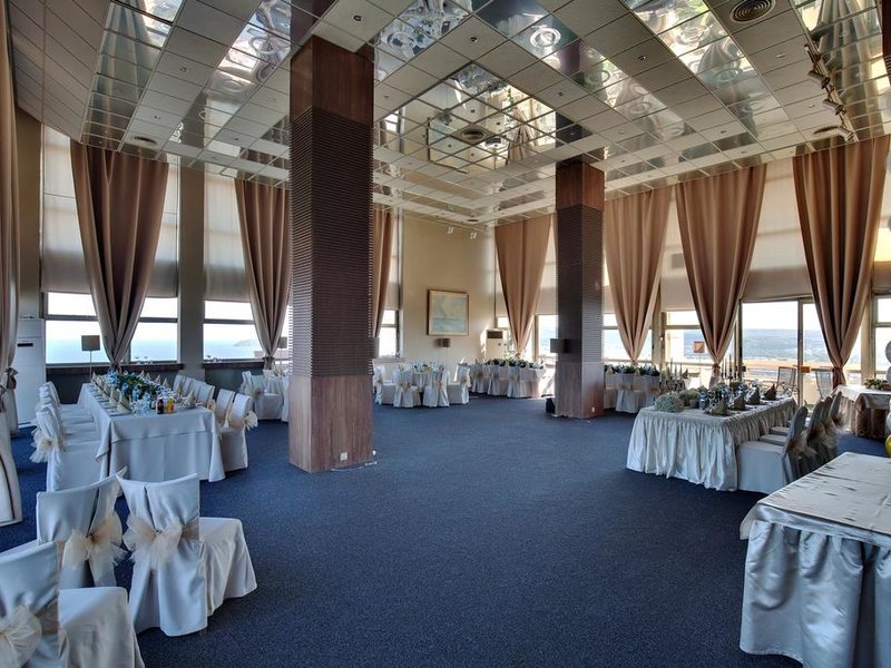 Cherno More Hotel & Casino 310126