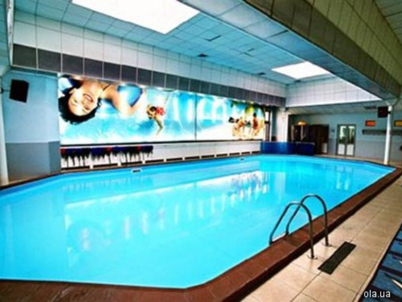 Chernoe More Hotel (Rishelyevskaya Str 11983