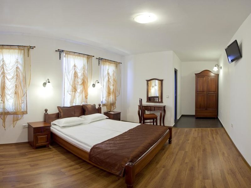 Chorbadji Petkovi Hanove 319018