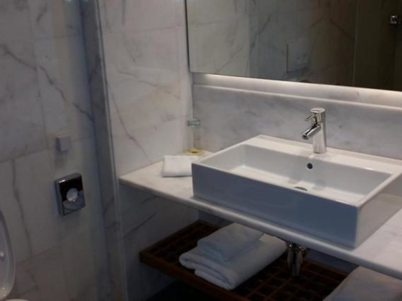 Chrysalis Hotel  249560