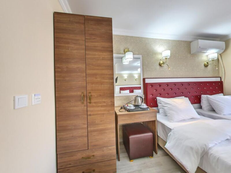 Cihangir Palace Hotel 304030