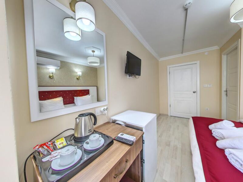 Cihangir Palace Hotel 304035