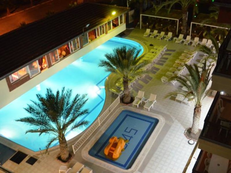 Cinar Family Suite 64946