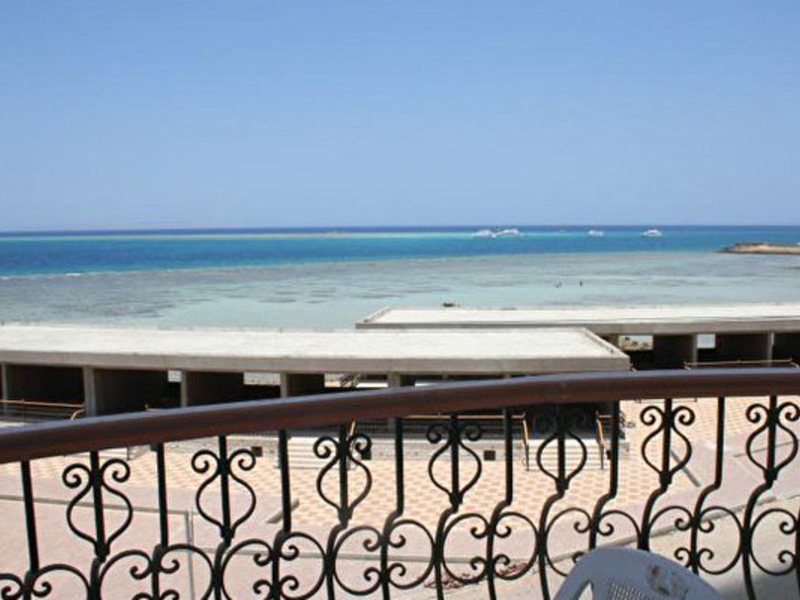 Cinderella Hotel 191228