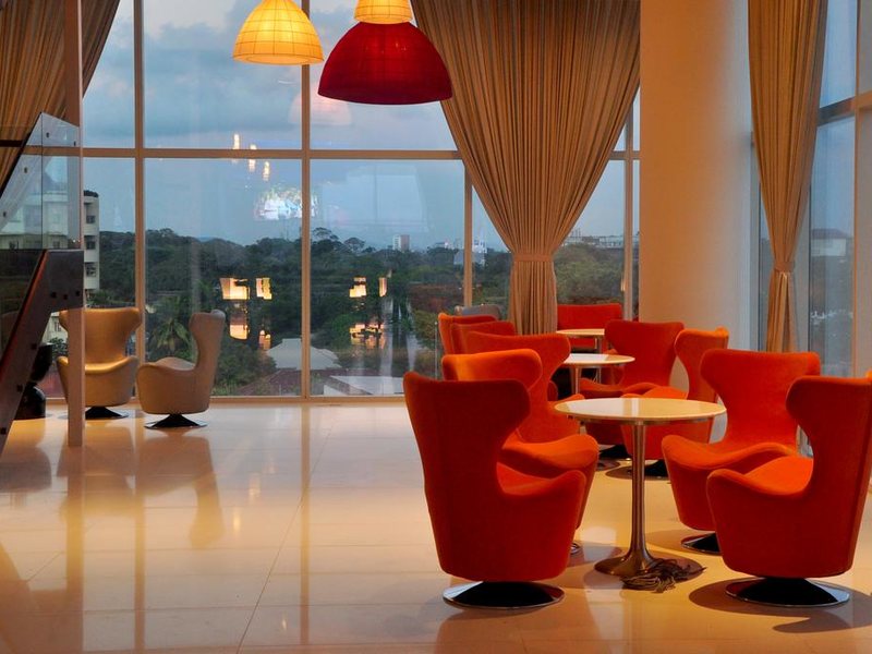 Cinnamon Red Hotel 107367