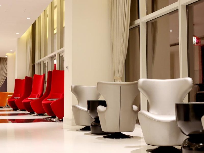 Cinnamon Red Hotel 107370