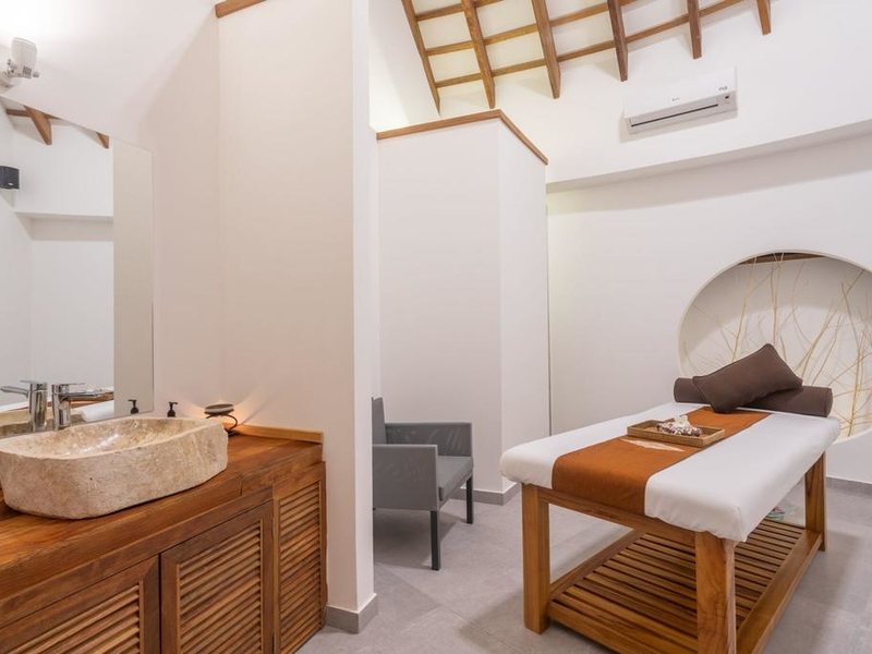 Cinnamon Velifushi Maldives  324666