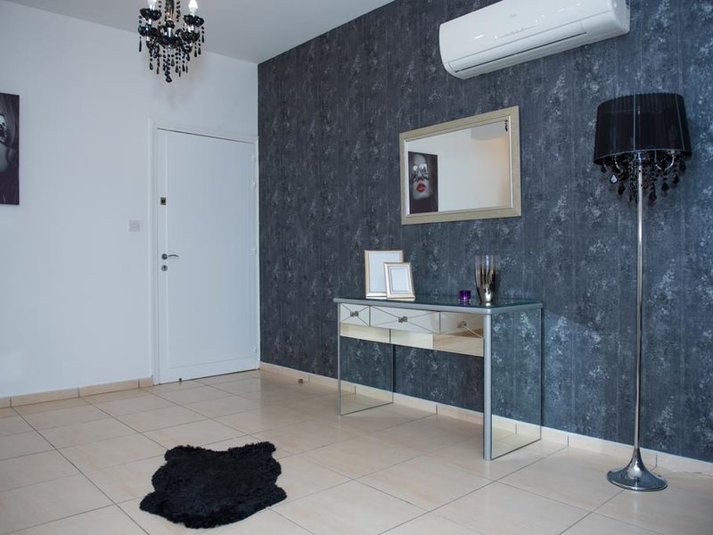 City Center Diamond APT 291607