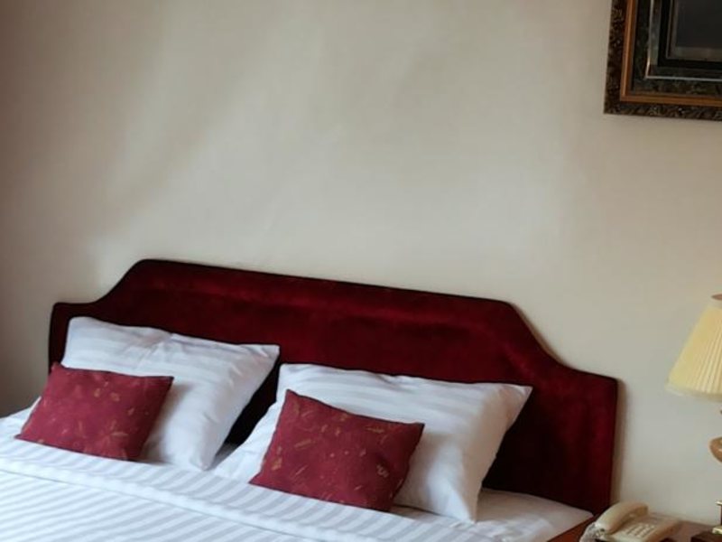 City King Hotel 112931