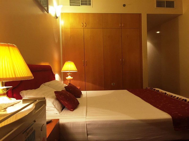 City King Hotel 113118