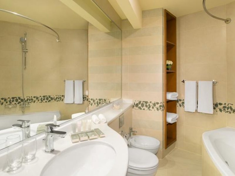 City Seasons Towers 116796