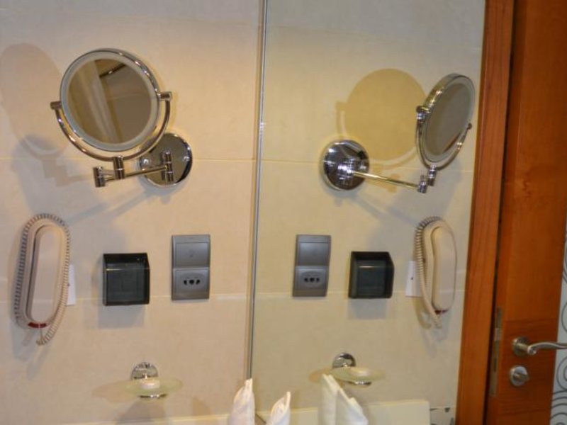 City Seasons Towers 116814