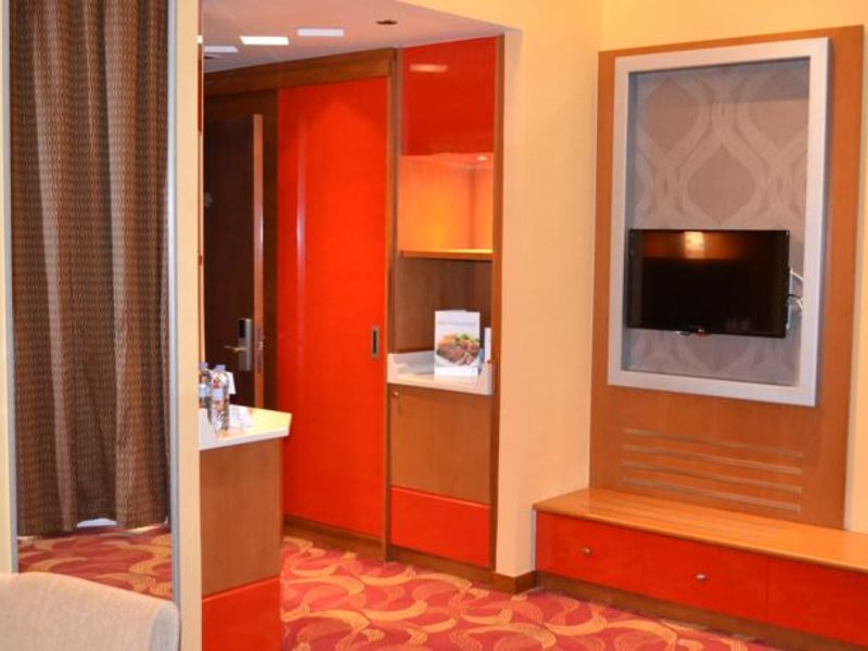 City Seasons Towers 116816