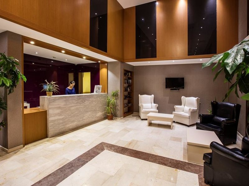 Citys Hill Hotel (ex 181412