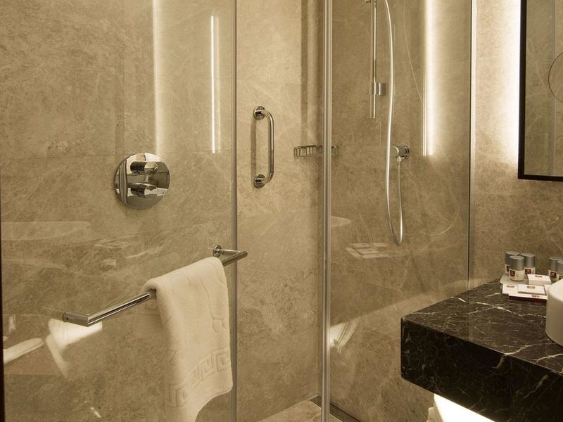 Clarion Golden Horn Hotel 271389