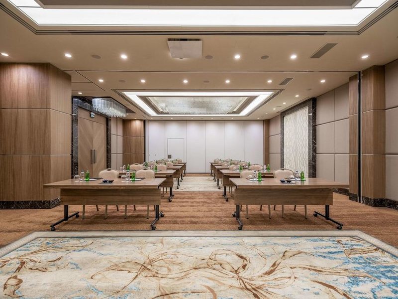 Clarion Golden Horn Hotel 294711