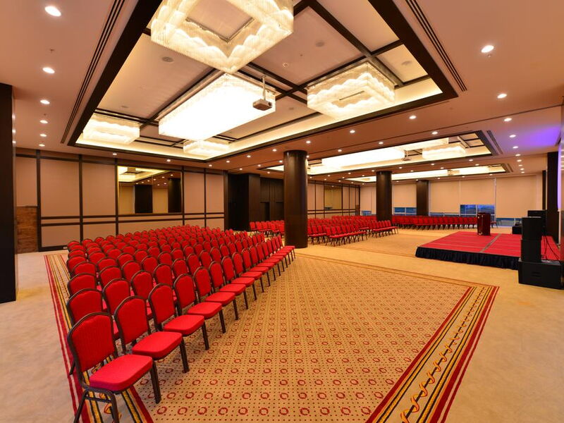Clarion Hotel Istanbul Mahmutbey 241149